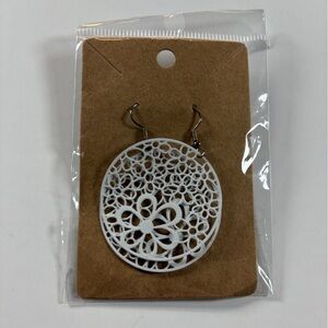 White Filigree Round Dangle Earrings Lightweight